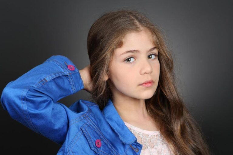 Isabella Damla Güvenilir – ile ma lat, ciekawostki, zdjęcia