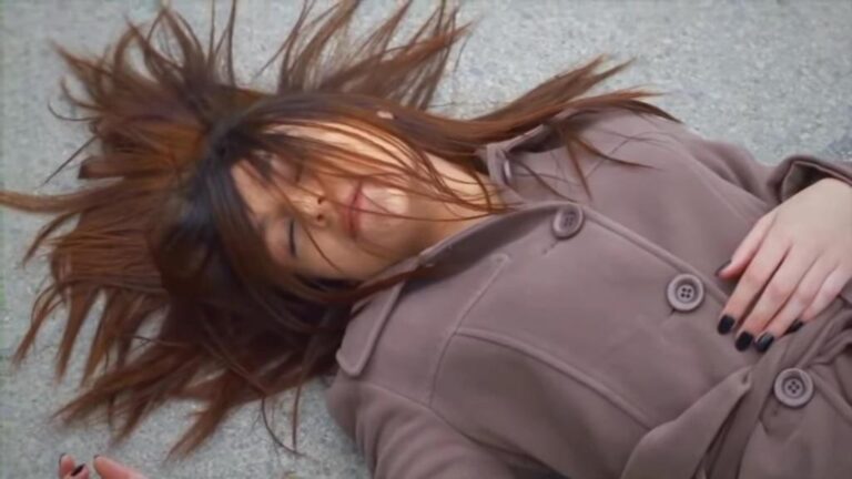 Elif odcinek 597: Asuman zostaje potrącona przez samochód! Arzu mówi Umitowi, że jest w ciąży! [Streszczenie + Zdjęcia]