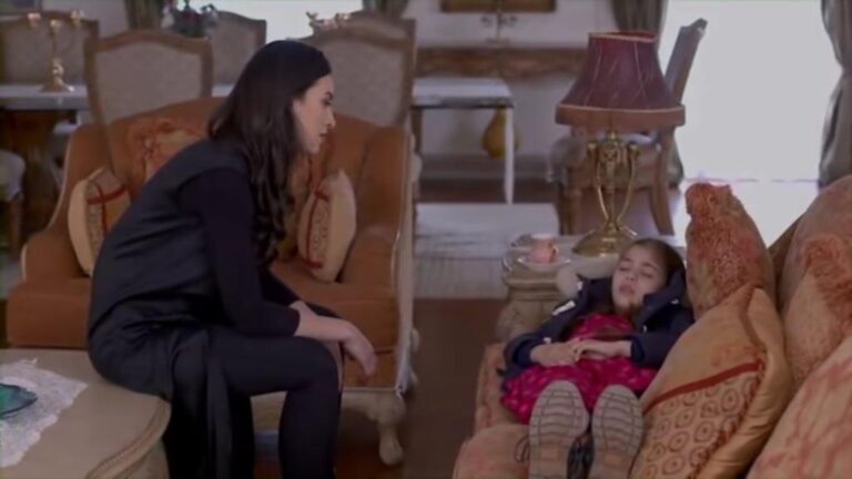 Elif odcinek 616: To Leyla porwała Elif! Przez pomyłkę dziewczynka trafia w ręce Arzu! [Streszczenie + Zdjęcia]