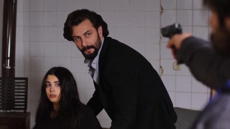 Przysięga odcinek 30: Emir dowiaduje się o porwaniu Reyhan! Postanawia ją uratować i zostaje postrzelony! [Streszczenie + Zdjęcia]