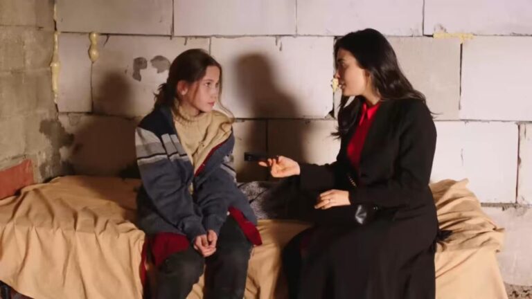 Przysięga odcinek 61: Reyhan pomaga bezdomnej dziewczynce! Kemal zatrudnia Leylę w firmie! [Streszczenie + Zdjęcia]