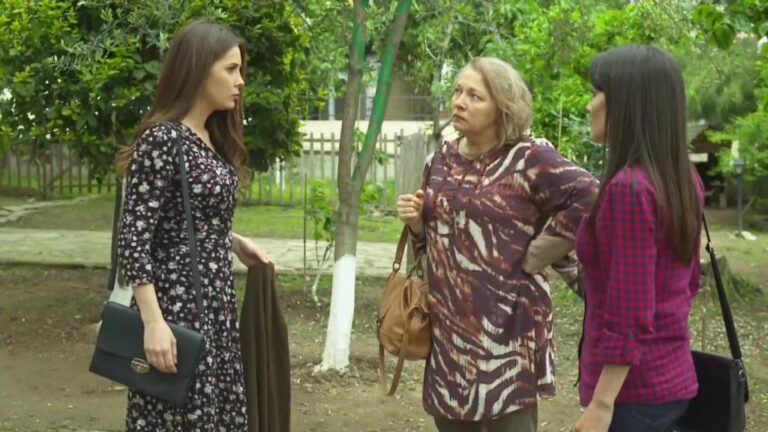 Elif odcinek 643: Kolejna intryga Leyli! Melek zostaje oskarżona o kradzież! [Streszczenie + Zdjęcia]