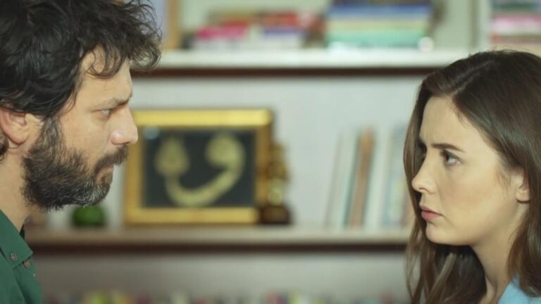 Elif odcinek 648: Yusuf wyznaje Melek miłość! Selim widzi w koszmarze swój grób! [Streszczenie + Zdjęcia]