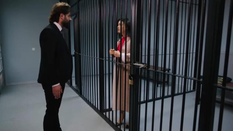 Przysięga odcinek 67: W rezydencji zjawia się macocha Zeynep z policjantami! Reyhan zostaje aresztowana! [Streszczenie + Zdjęcia]