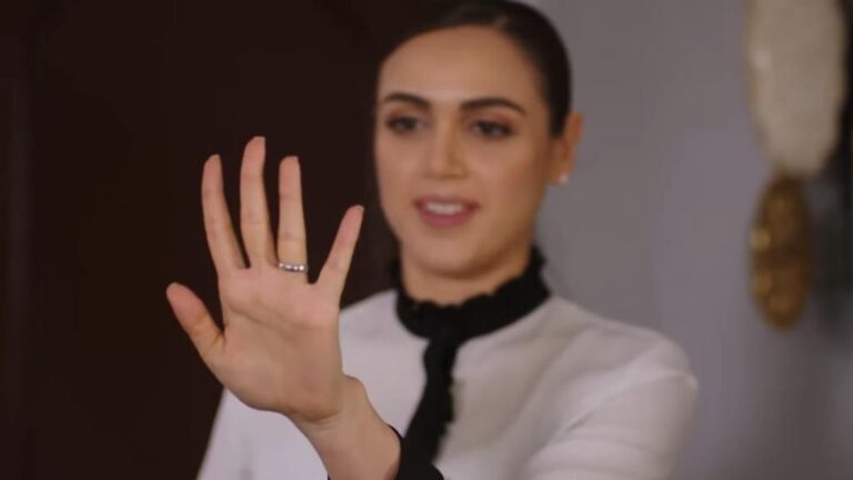 Przysięga odcinek 83: Reyhan przekonuje Sunę do kontynuacji leczenia! Nigar zabiera jej obrączkę! [Streszczenie + Zdjęcia]