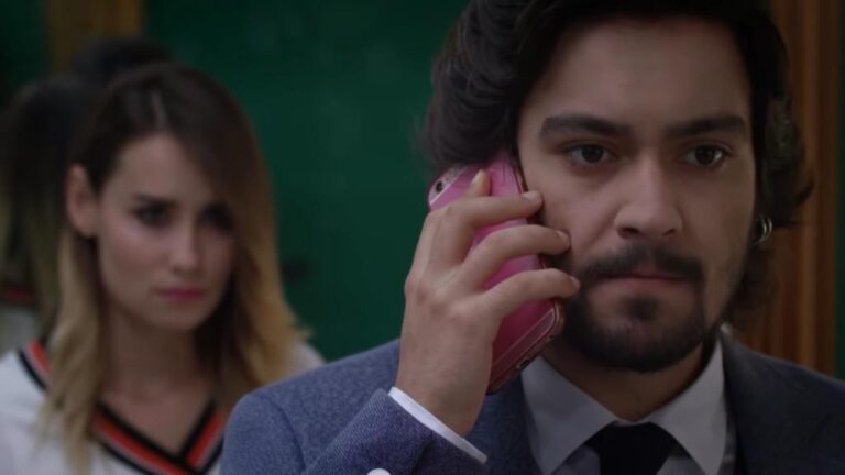 Elif odcinek 880: Sureyya słyszy, jak Kerem nazywa Parlę swoją dziewczyną! [Streszczenie + Zdjęcia]