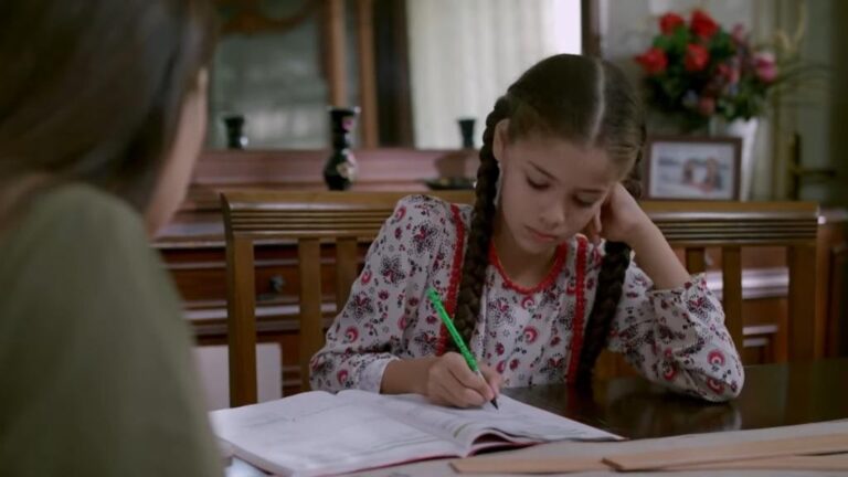 Elif odcinek 968: Rana podstępem zdobywa informacje od Asli! Elif jest czymś zmartwiona! [Streszczenie + Zdjęcia]