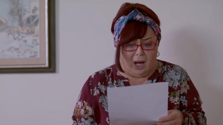 Elif odcinek 976: Leman odkrywa, że Safak chce się wyprowadzić! Birce wygrywa konkurs! [Streszczenie + Zdjęcia]