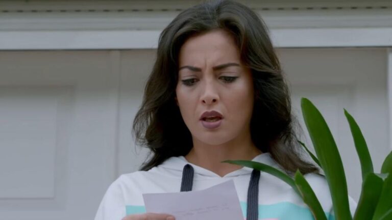 Elif odcinek 984: Safak otrzymuje decyzję o przeniesieniu! Rana przysyła zdjęcia Humeyrze! [Streszczenie + Zdjęcia]