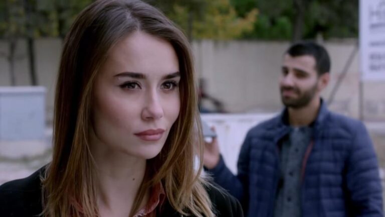 Elif odcinek 1013: Leman chce, by Alev została żoną Safaka! Caglar znów szantażuje Parlę! [Streszczenie + Zdjęcia]