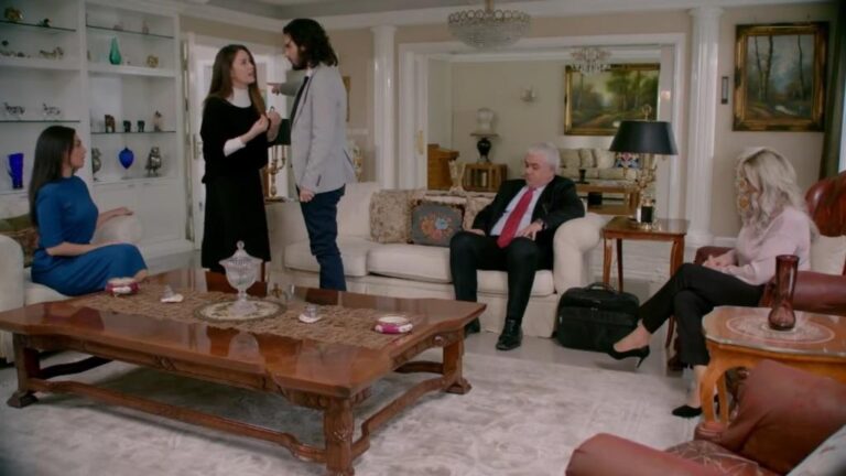 Elif odcinek 1063: Kerem wyrzuca Melek z rezydencji! Mahir chce powiedzieć o intrygach swojej matki! [Streszczenie + Zdjęcia]