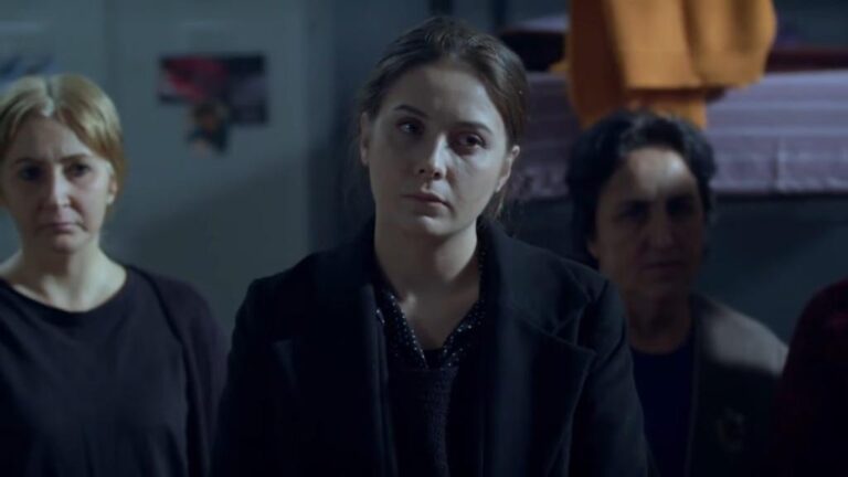 Elif odcinek 1074: Melek próbuje zaprowadzić nowe porządki w więzieniu! [Streszczenie + Zdjęcia]