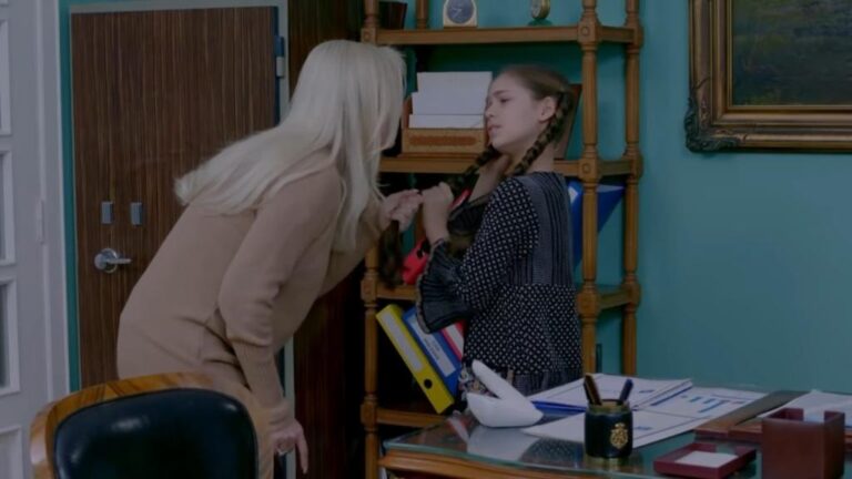 Elif odcinek 1081: Elif mówi Humeyrze, kto przywiózł ją do rezydencji! Kiymet grozi Elif, że zabije Melek! [Streszczenie + Zdjęcia]