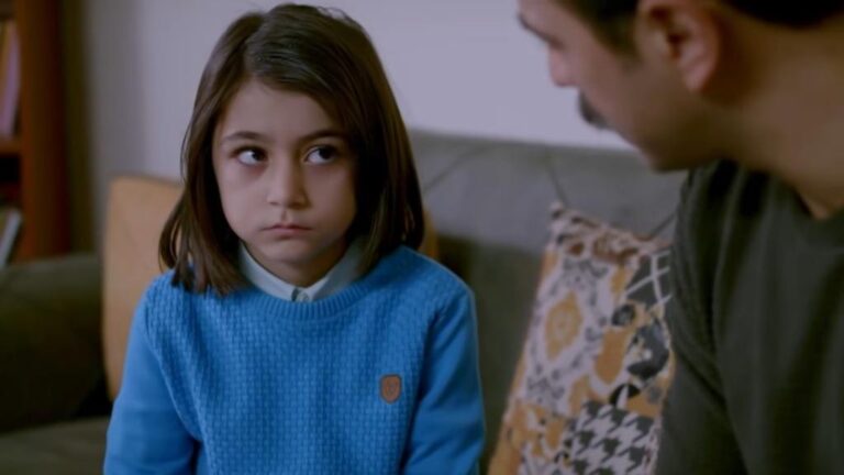 Elif odcinek 1100: Emirhan dostaje jedynkę! Safak odkrywa, że chłopiec dopuścił się oszustwa! [Streszczenie + Zdjęcia]