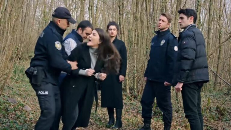 Przysięga odcinek 526: Kumru wpada w zasadzkę Narin! Feride rezygnuje z chęci rozwodu! [Streszczenie + Zdjęcia]