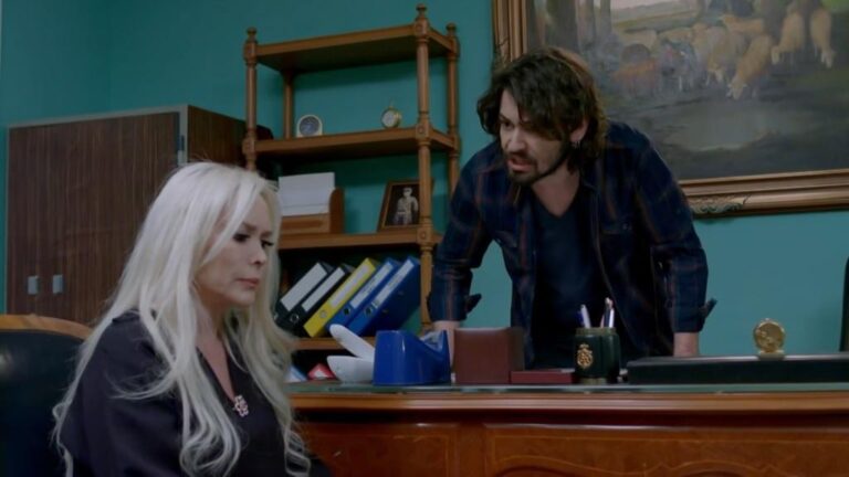 Elif odcinek 1158: Melek odkrywa, kto wyrwał kartkę z pamiętnika! Kiymet poznaje zamiary Rany! [Streszczenie + Zdjęcia]