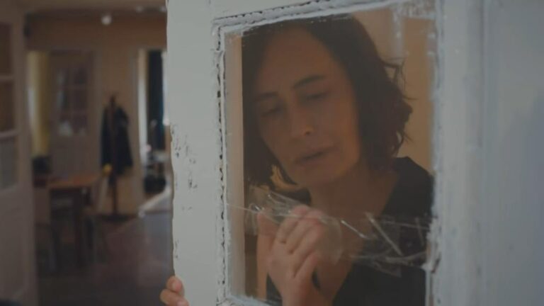 Miłość i przeznaczenie odc. 41 i 42: Nermin żyje w nędzy! Zeynep stara się o pracę! [Streszczenie + Zdjęcia]