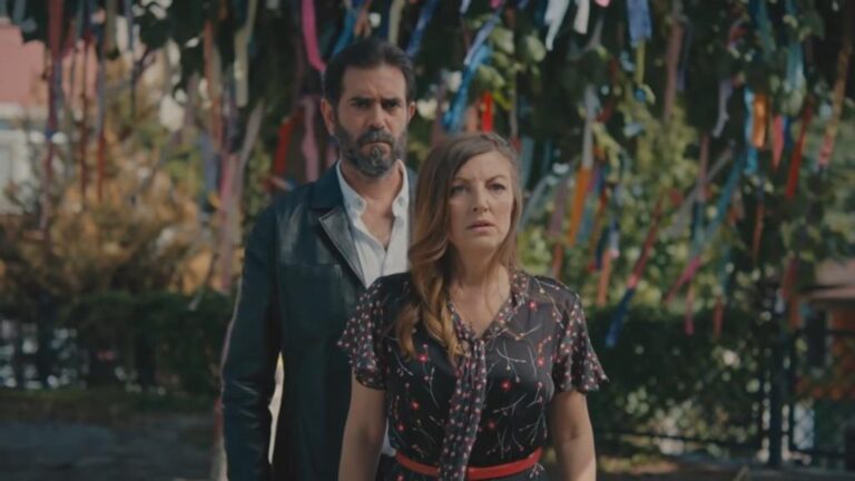 Miłość i przeznaczenie odc. 52: Mujgan spotyka się z Burhanem! Mehdi widzi ich razem i wpada w furię! [Streszczenie + Zdjęcia]