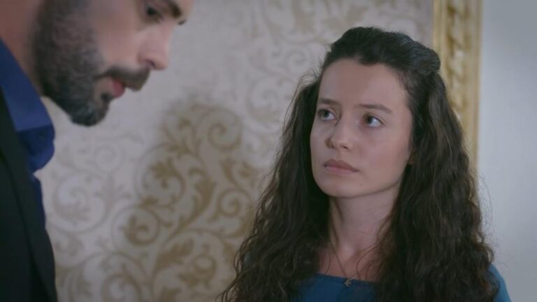Zranione ptaki odcinek 54: Meryem zostaje oskarżona o kradzież! Levent nie wierzy, że mogła to zrobić! [Streszczenie + Zdjęcia]