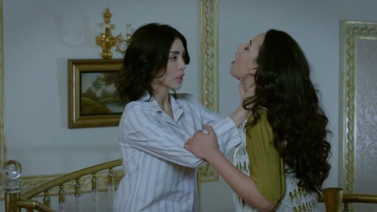 Zranione ptaki odcinek 56: Siostry walczą ze sobą! Melis zrzuca Hulyę ze schodów! [Streszczenie + Zdjęcia]