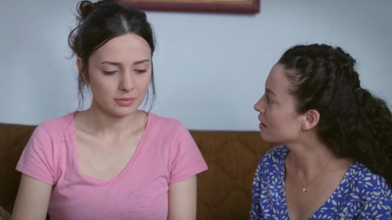 Zranione ptaki odcinek 77: Meryem dowiaduje się o zaręczynach Ayse i Dogana! Informuje Cemila i Leventa! [Streszczenie + Zdjęcia]