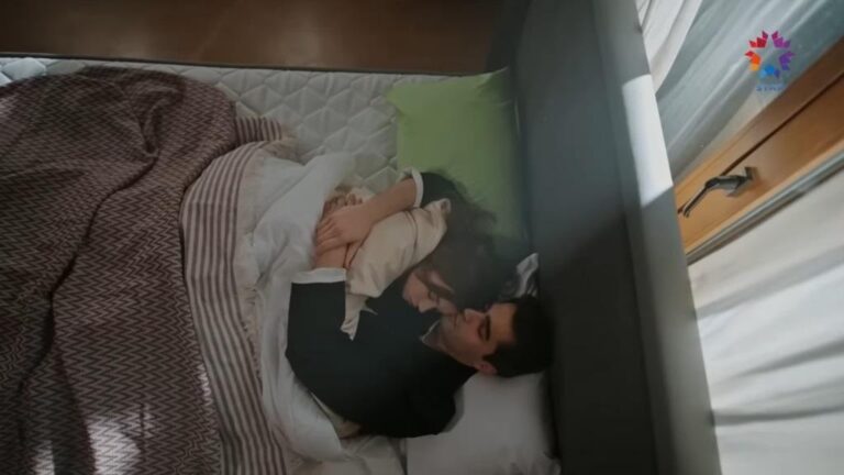 Złoty chłopak odcinek 45 i 46: Ferit porywa Seyran! Spędzają noc w domu za miastem!