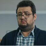 Zbliżenie na Ibrahima, który wygląda na bardzo przygnębionego. Zdaje sobie sprawę, że zdobycie przebaczenia Kary będzie o wiele trudniejsze, niż początkowo myślał.