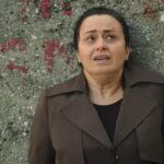 Semrze udaje się uciec porywaczom.