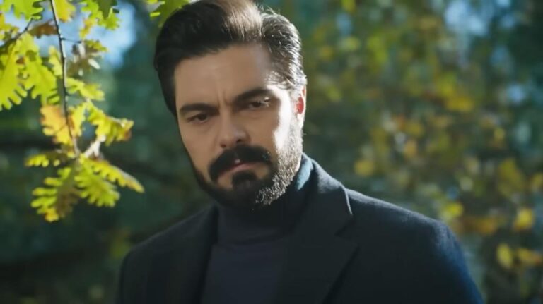 Kadr z 396. odcinka "Dziedzictwa". Yaman jest zdeterminowany, by walczyć z chorobą dla swojej rodziny.