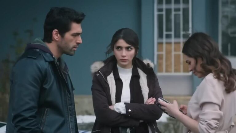 Ali, Duygu i Ilayda.