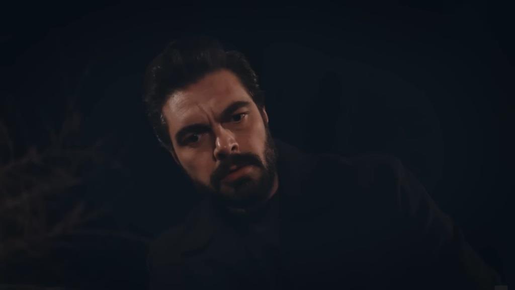 Yaman jest zdumiony, gdy odkrywa, że to Nana jest intruzem.