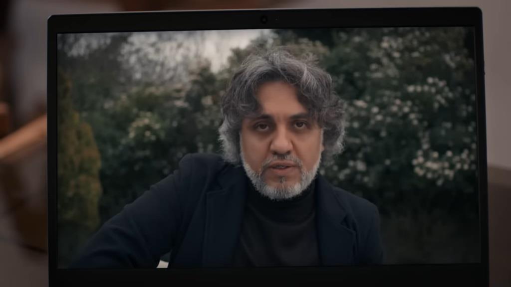 Gangster Sergo Nerceli podczas rozmowy wideo.