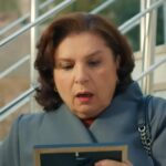 Kadr z 50. odcinka serialu "Miłość i nadzieja". Naciye odkrywa, że Zeynep jest córką Gonul.