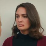 Yildiz patrzy Firdevs w oczy, wiedząc, że nie zrobiła niczego złego. Jej warga jest rozcięta po tym, jak Firdevs ją popchnęła.