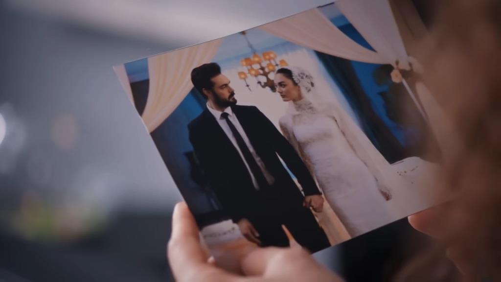 Zdjęcie ślubne Nany i Yamana.