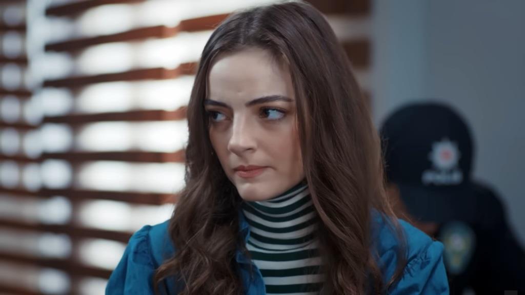 Basak czuje się przegrana.