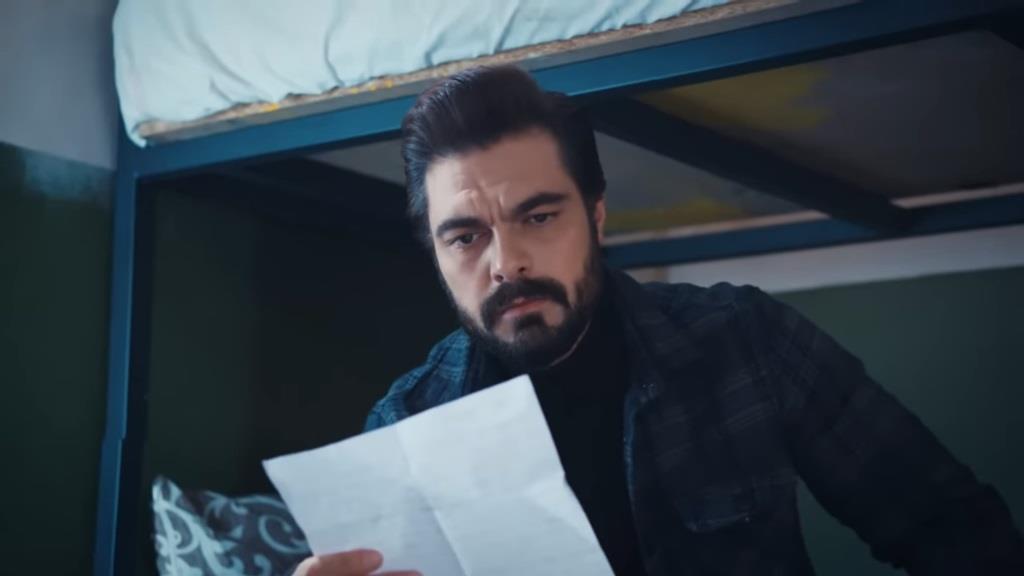 Yaman czyta list od Nany.