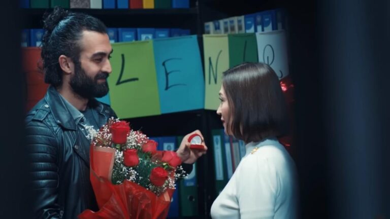 Ferit oświadcza się Akasyi.