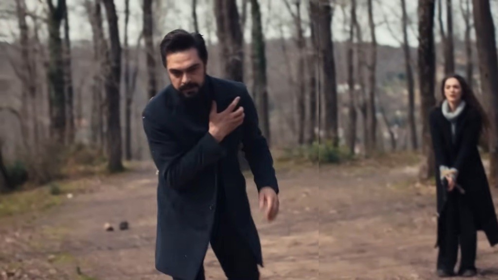 Yaman, trzymając się za bark, rusza w pogoń za Nedimem. Tuż za nim stoi Nana z opuszczona bronią.