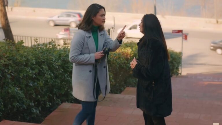 Yildiz konfrontuje się z Handan.