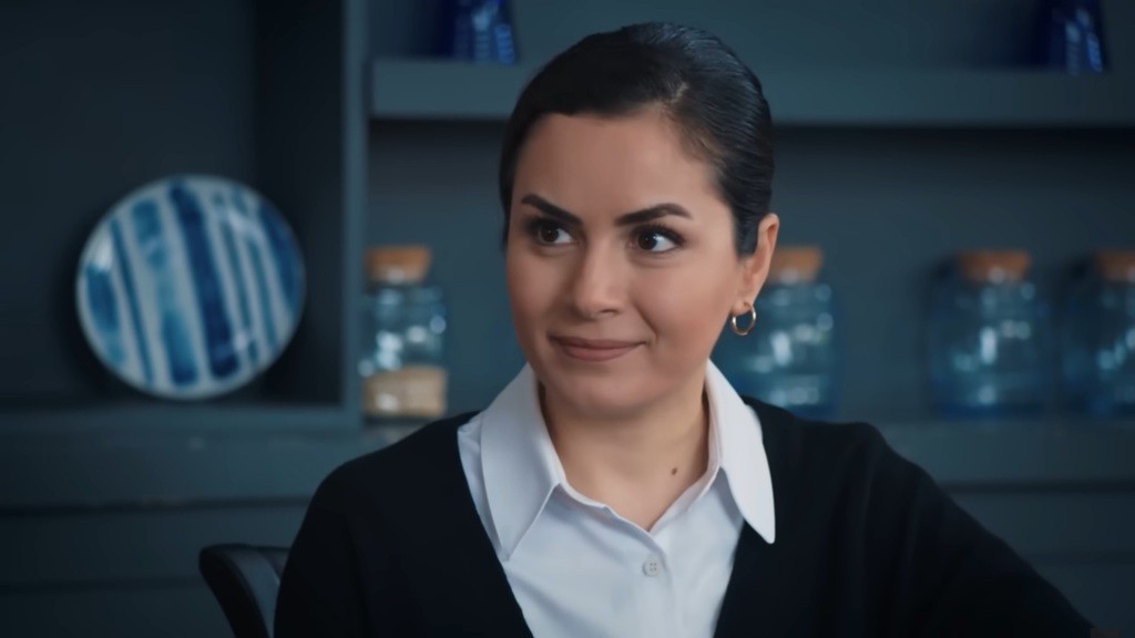 Aynur jest pełna entuzjazmu, gdy opowiada o Cihanie.