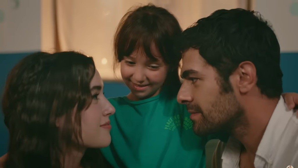 Zeynep, Inci i Halil.