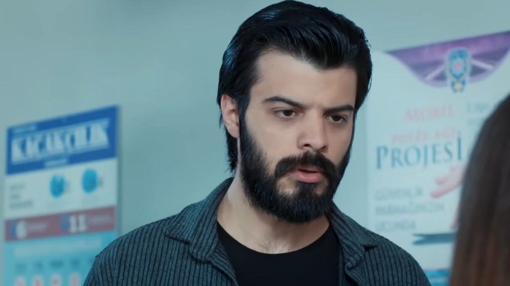 Volkan nie wierzy Nese.