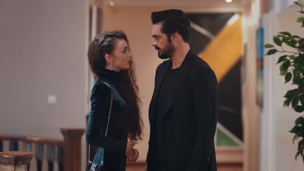 Nana i Yaman w rezydencji.