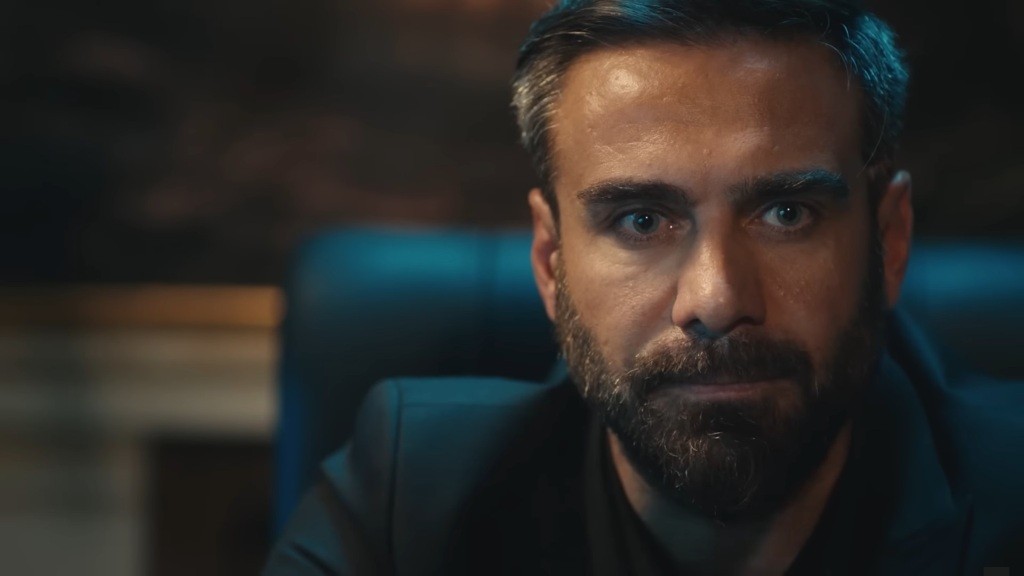 Trucizna patrzy złowrogo.