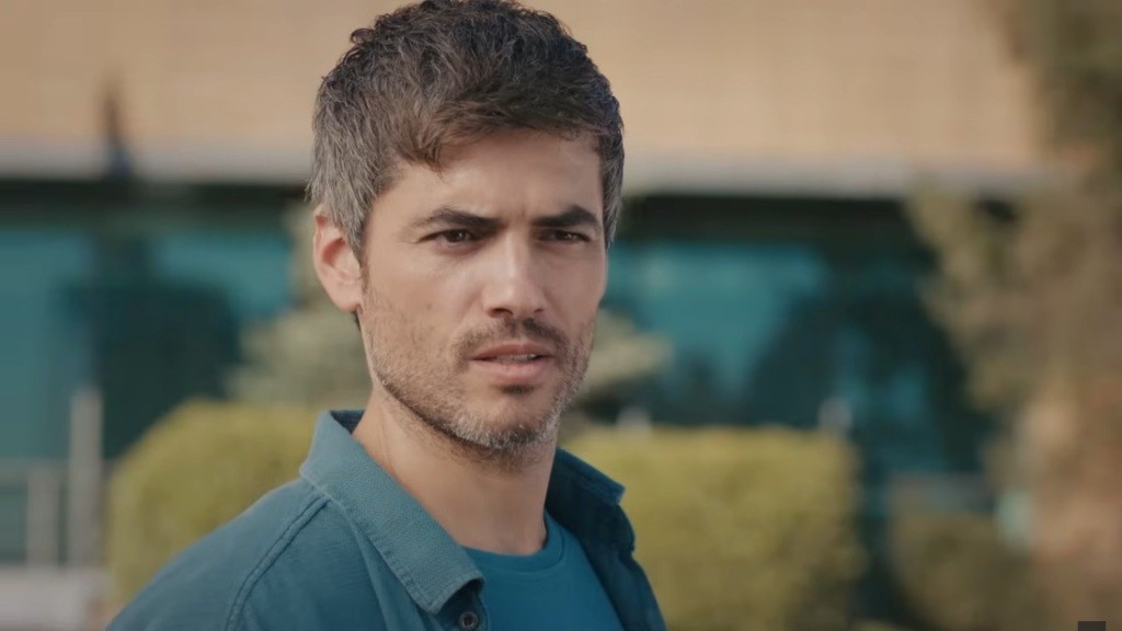 Burza Poyraz - człowiek, który uratował Nanę i Yusufa.