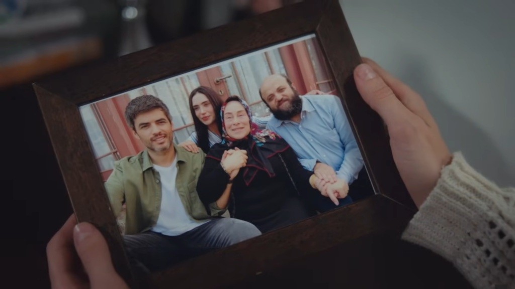 Zdjęcie Poyraza i jego rodziny.