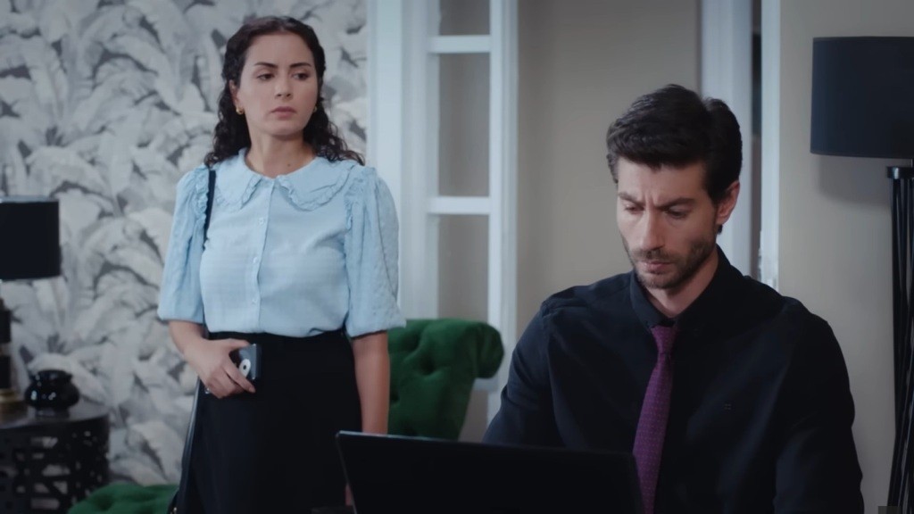 Aynur i prokurator Sinan.