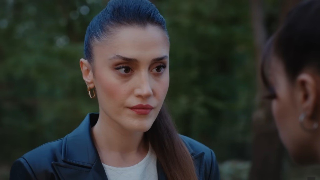 Derya podczas konfrontacji z Ayse.