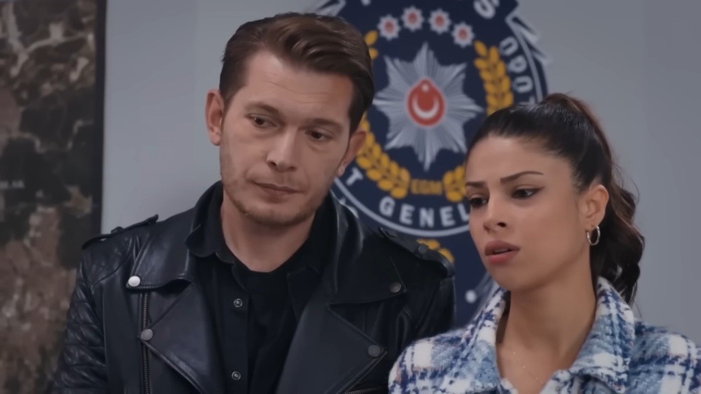 Ayse i Ertan - nowy policjant.